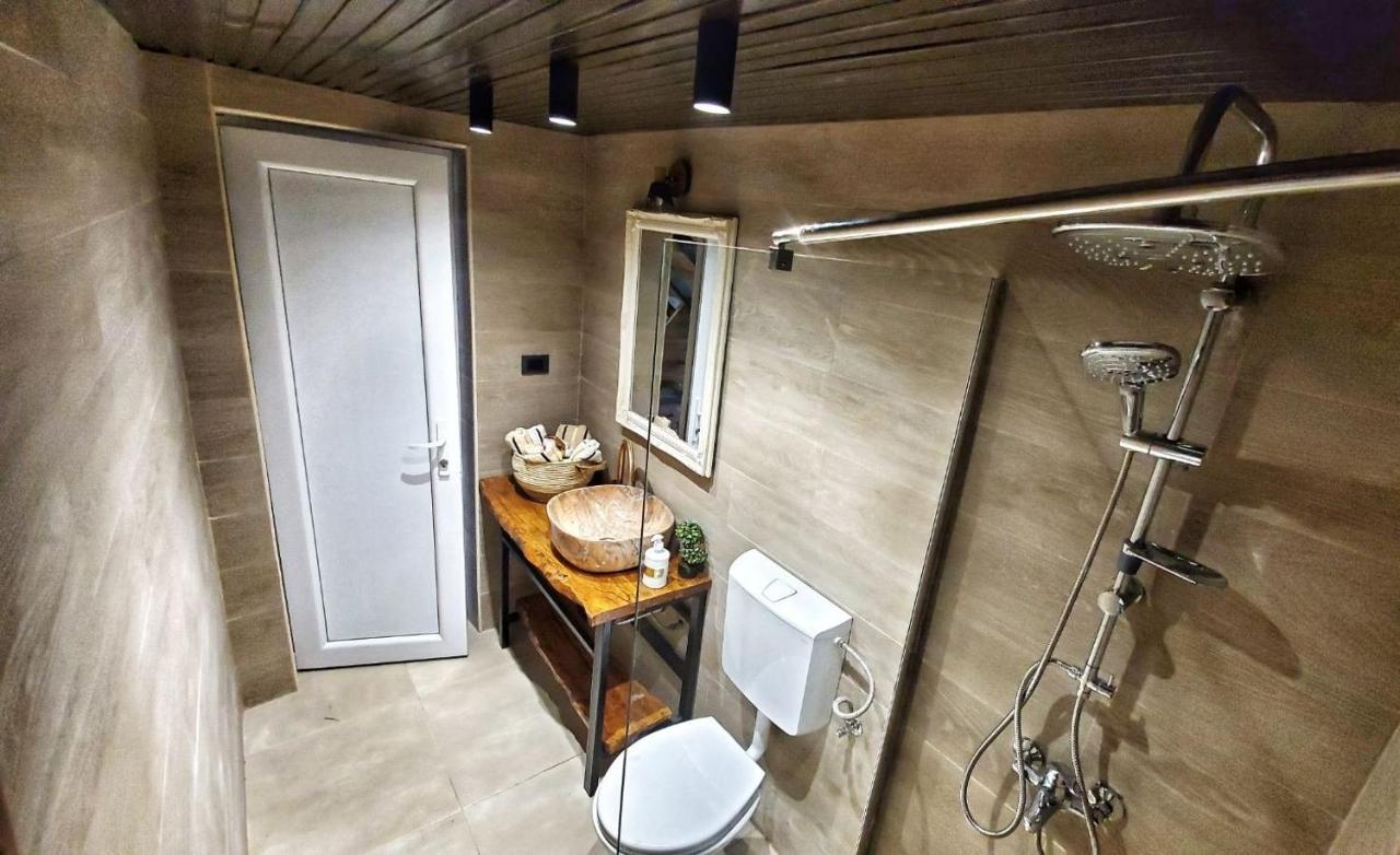 Coratina Cottage อุลซิน ภายนอก รูปภาพ