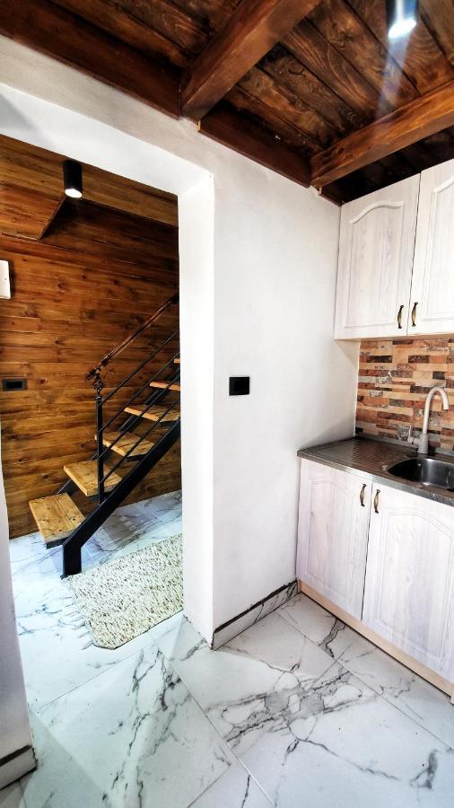 Coratina Cottage อุลซิน ภายนอก รูปภาพ
