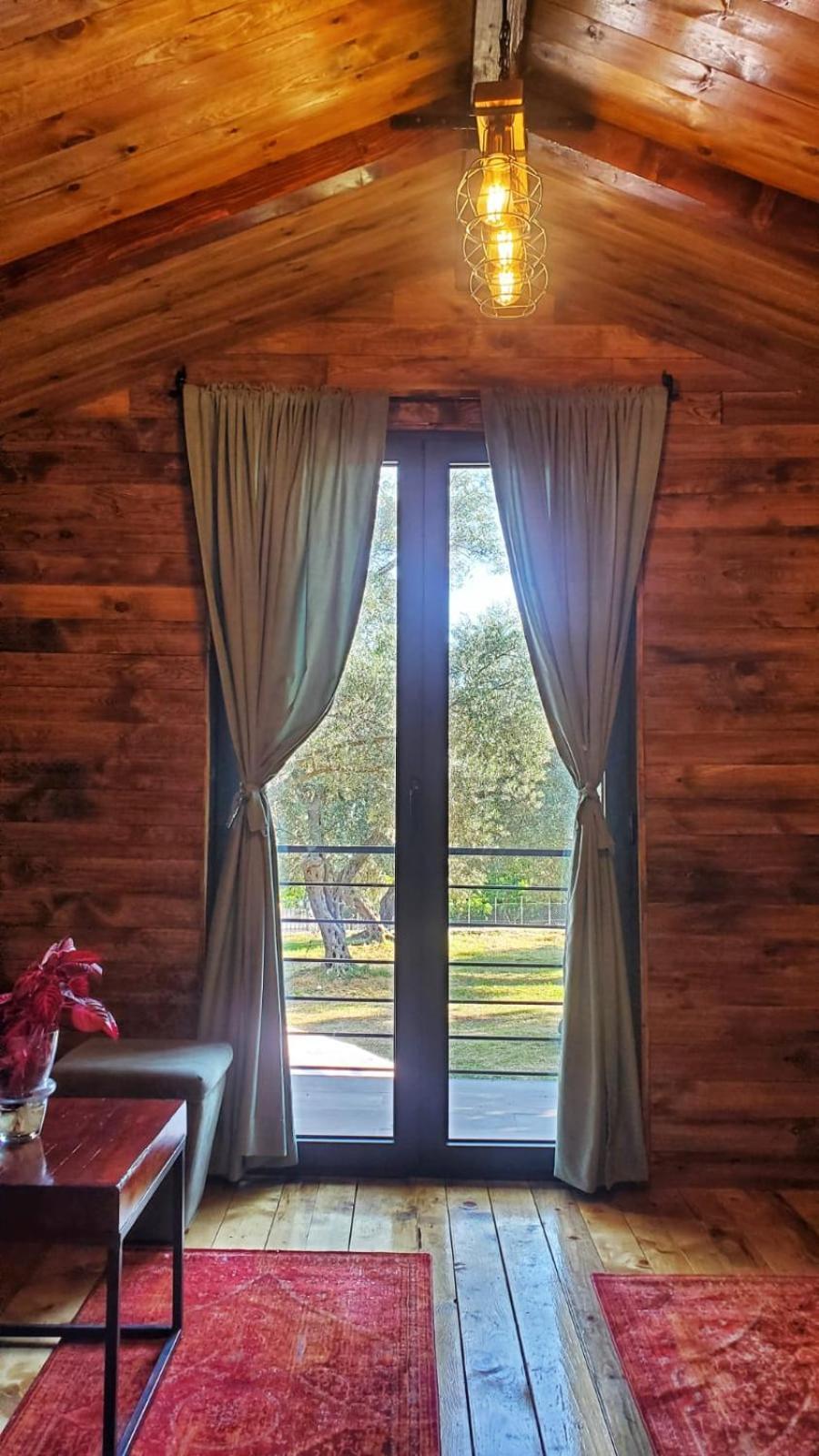 Coratina Cottage อุลซิน ภายนอก รูปภาพ