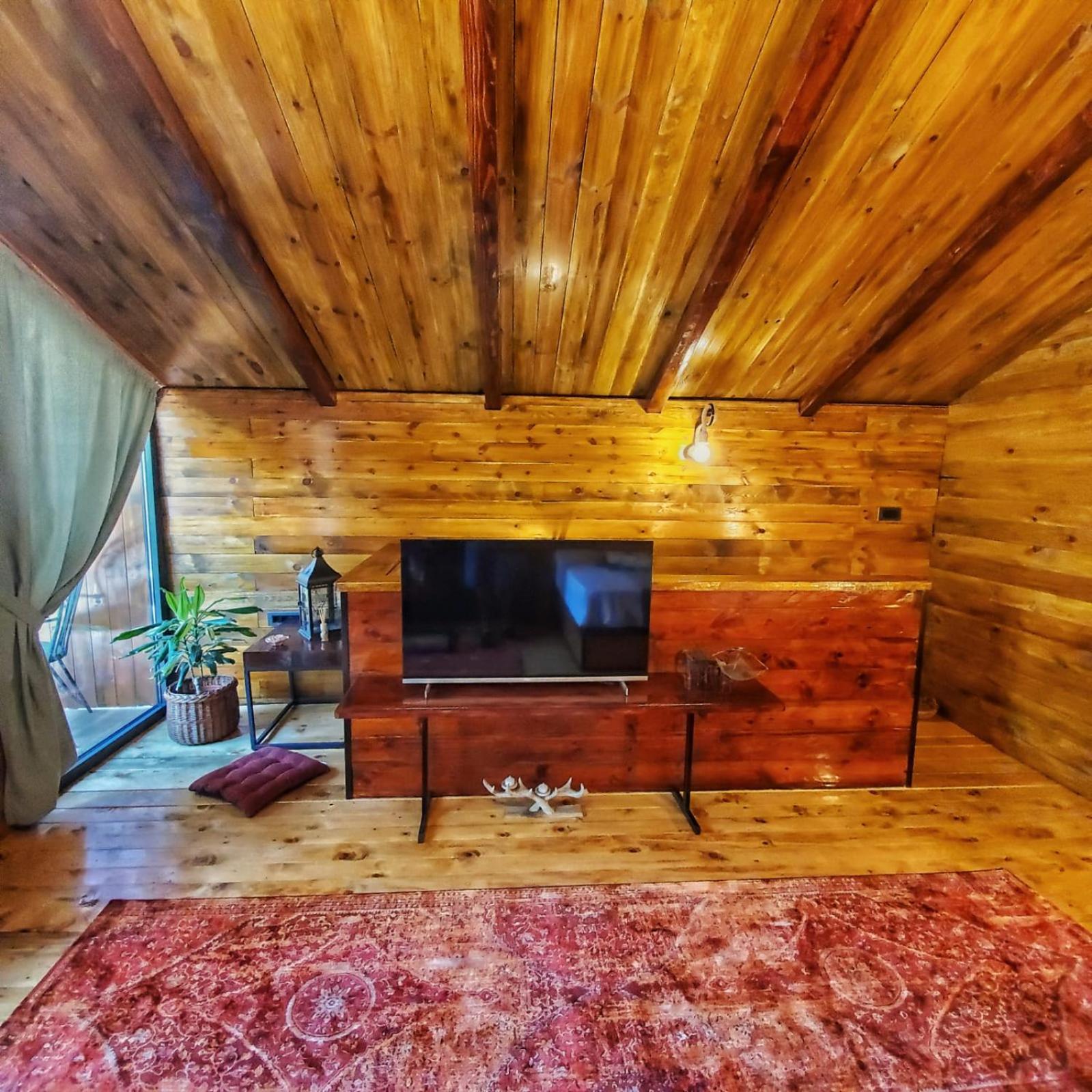 Coratina Cottage อุลซิน ภายนอก รูปภาพ